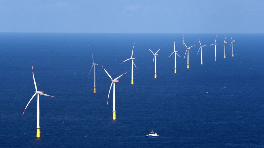 Schiffahrt: Schiff vor Sylt in Seenot - Crew gerettet