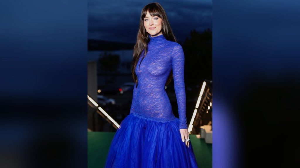 Dakota Johnson eröffnet Zurich Film Festival: Im transparenten Kleid sorgt sie für Aufsehen