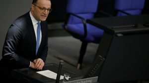 Spahn pocht auf komplette Bürgergeld-Streichung für Job-Verweigerer