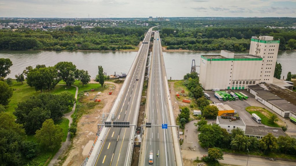 Haushalt: Rhein will mehr Geld für Verkehr