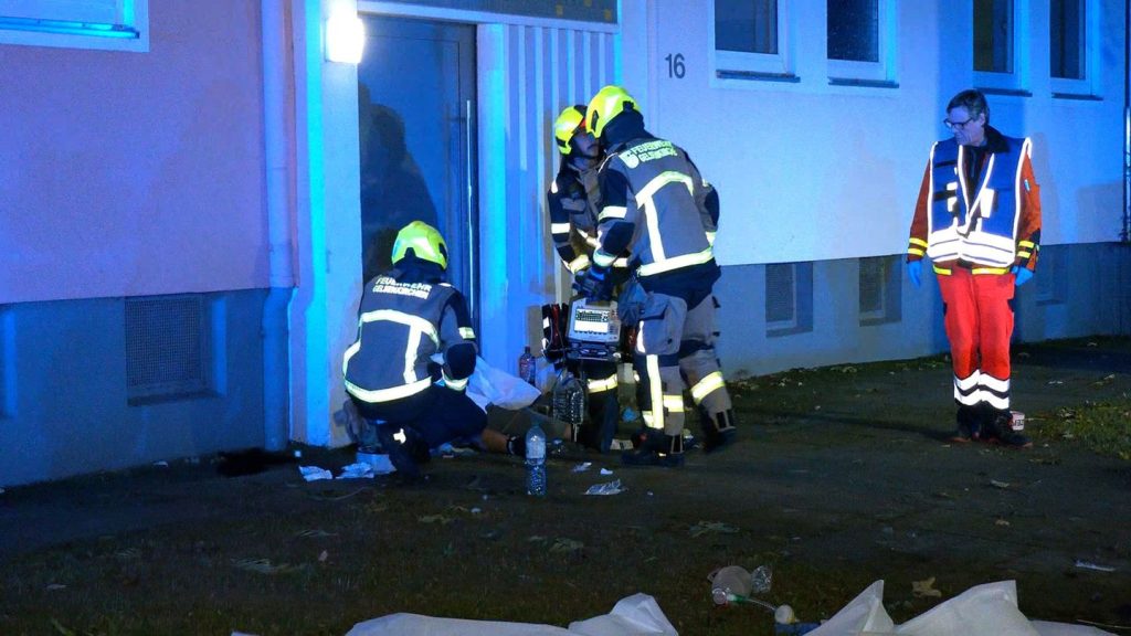 Sechs Festnahmen: Massenschlägerei: Vier Menschen lebensgefährlich verletzt