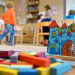 Kinderbetreuung: Kita-Fachkräfte: MV über Durchschnitt - Kita-Aus befürchtet