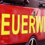 Saarpfalz-Kreis: 23 Feuerwehrleute befreien Kind aus Baumstumpf