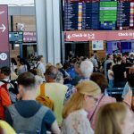 Probleme beim Check-in: Flughäfen kämpfen mit Folgen nach Cyberangriff – Warteschlangen am BER erwartet