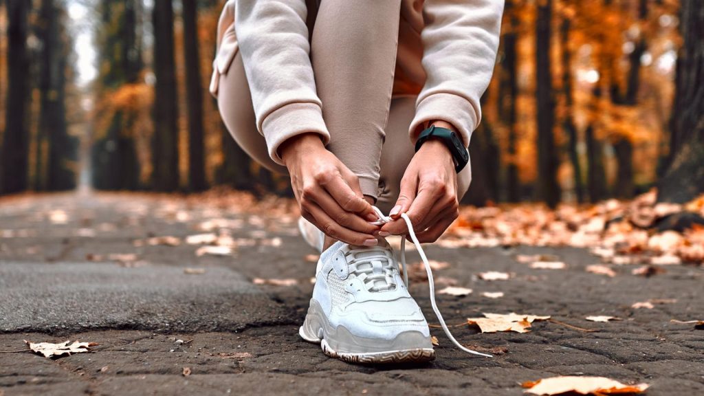 Trends 2025: Gefütterte Sneaker: Diese Übergangsschuhe halten Ihre Füße warm