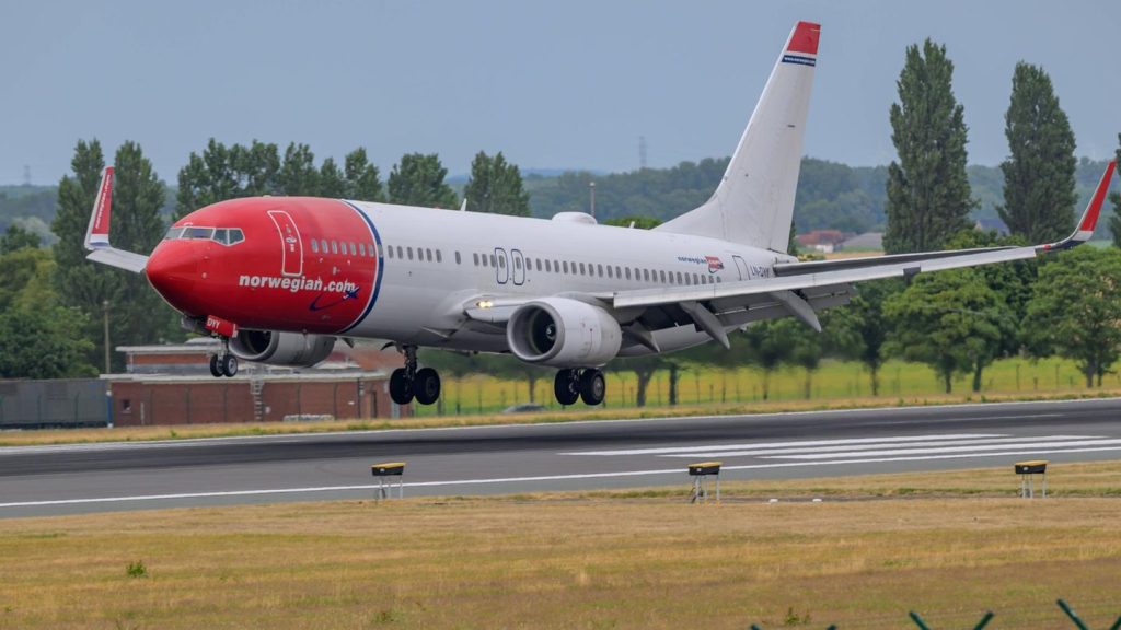 Mehrere Flughäfen betroffen: Flüge nach Drohnensichtung in Norwegen umgeleitet