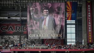 Trauerfeier in Arizona: Diese Prominenten geben Charlie Kirk die letzte Ehre