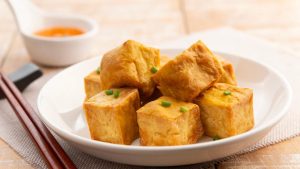 Rezepte: So zaubern Sie aus Tofu im Airfryer krosse Knusper-Würfel