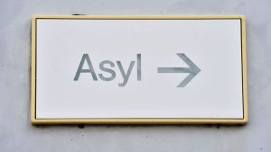 Asylsuchende: Land reduziert Plätze in Flüchtlingsunterkünften