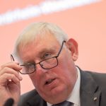 Grundsicherung: Laumann will Kinder aus Bürgergeld-System herauslösen