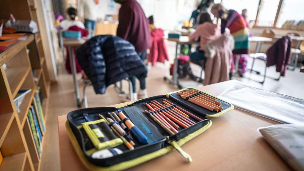 Bildung: Spardruck - Furcht vor Einsparungen bei Lehrerausbildung