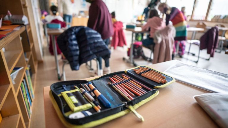 Bildung: Spardruck - Furcht vor Einsparungen bei Lehrerausbildung
