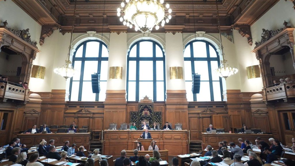 Bürgerschaft: Hitzige Debatte um "Hamburger Zukunftsentscheid" im Rathaus