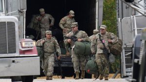 Nationalgarde und ICE: Soldaten der Nationalgarde aus Texas in Illinois angekommen