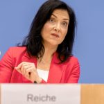 Prognose: Wirtschaft soll 2026 anziehen - Reiche: "Wir müssen kämpfen"