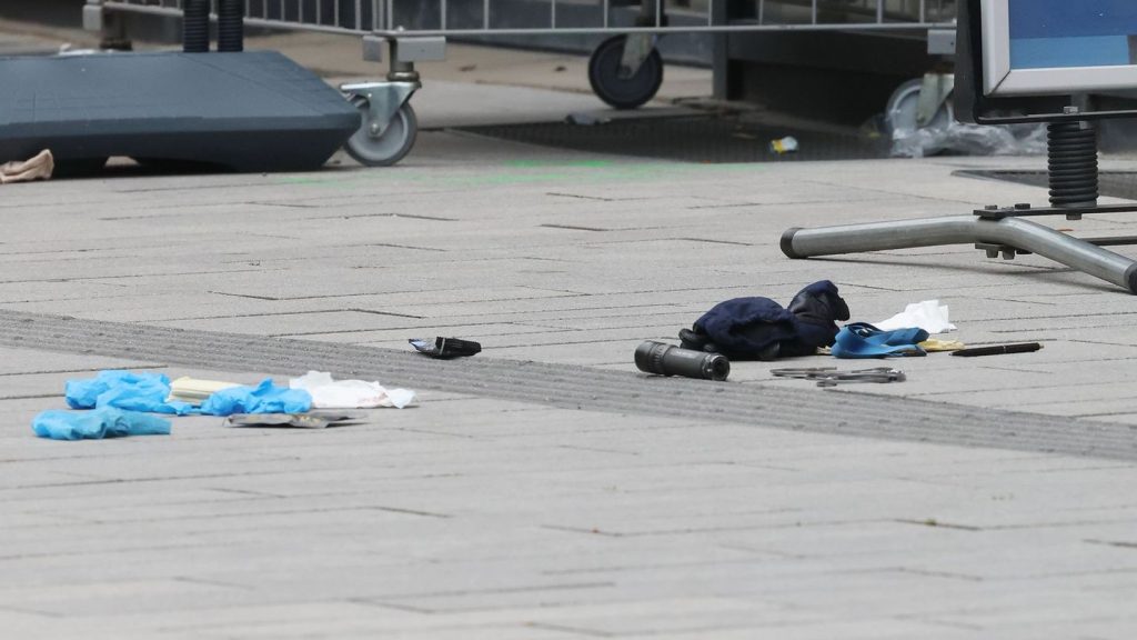 Ein Schwerverletzter: Polizei schießt in Düsseldorfer Zentrum auf Mann mit Waffe