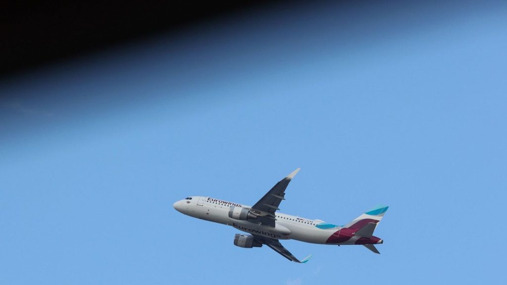 Alarm wegen Geruch: Eurowings-Flieger dreht wegen Gestank wieder um