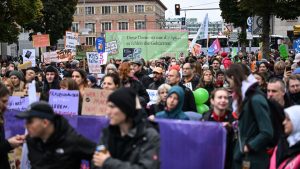 Protest: Demonstration gegen Einsparungen des Berliner Senates