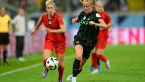 Bundesliga der Frauen: Vor dem Klassiker: Wolfsburg-Trainer erwartet Bayern-Trotz