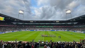 Bundesliga der Frauen: Werder schlägt HSV: Rekordkulisse beim Nordderby