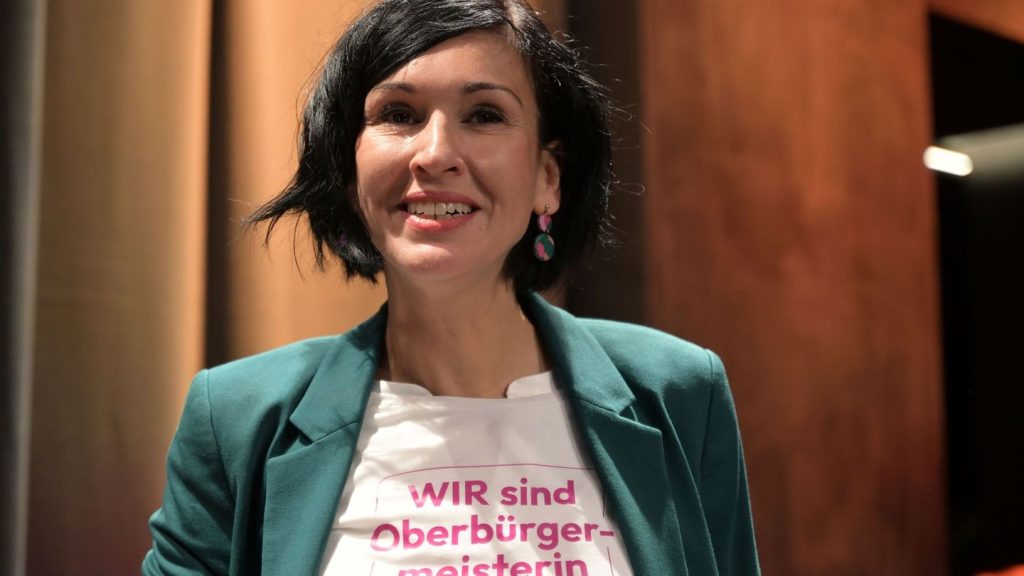 Oberbürgermeisterwahl: "Klatsche" für SPD bei OB-Wahl in Potsdam – Parteilose siegt