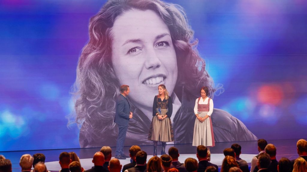 Bayerischer Sportpreis: "Das Leben ist zu kurz" – Biathletinnen würdigen Dahlmeier