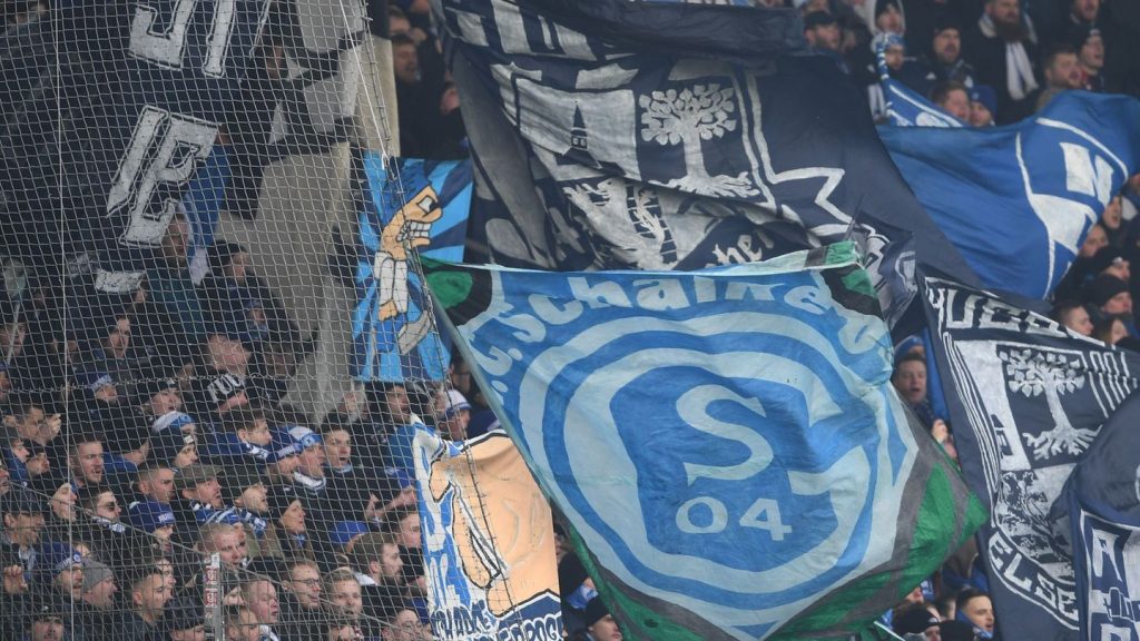 2. Fußball-Bundesliga: Fan-Gewalt in Dublin: Schalke nimmt Vorfall "sehr ernst"