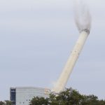 Kraftwerksstandort: Krach in Werne: RWE sprengt 280 Meter hohen Kamin