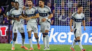 Fußball: Müller schießt Vancouver in der Nachspielzeit auf Platz eins