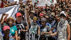 Krise in Madagaskar: Spekulationen über Flucht des Präsidenten ins Ausland