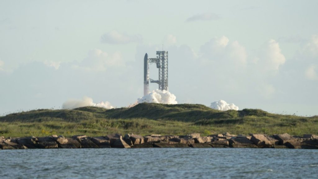 SpaceX-Riesenrakete "Starship" absolviert elften Testflug erfolgreich