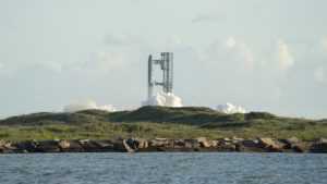 SpaceX-Riesenrakete "Starship" absolviert elften Testflug erfolgreich