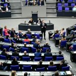 Bundestag berät über Bedrohungslage in Deutschland und Bundeswehreinsätze