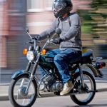 Südbadischer Ortenaukreis: Mopedflucht vor Polizei endet mit Unfall und Festnahme