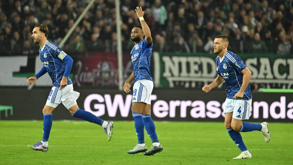2. Fußball-Bundesliga: 3:0 in Hannover: Sylla bringt Schalke an die Spitze
