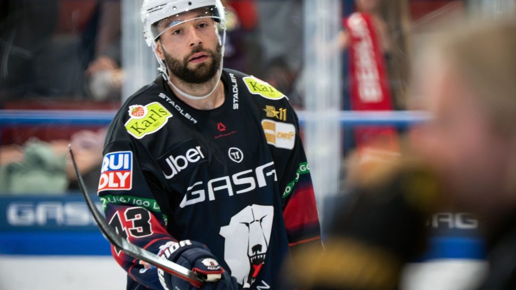 Deutsche Eishockey Liga: Eisbären Berlin gewinnen mit 3:2 gegen Wolfsburg