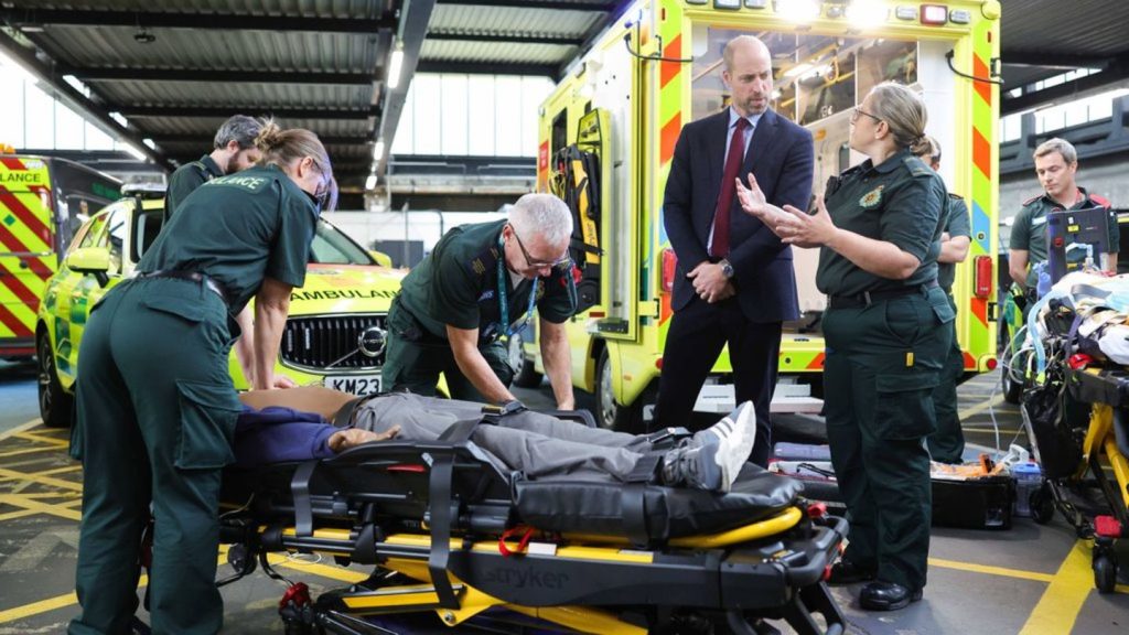 Prinz William: Royal besucht Londoner Rettungsdienst