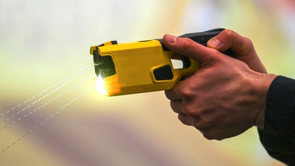 Bundestag macht Weg frei für Einsatz von Tasern durch Bundespolizei
