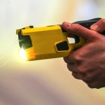 Bundestag macht Weg frei für Einsatz von Tasern durch Bundespolizei
