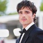 Leute: Jacob Elordi sah "Qualen" vor "Frankenstein"-Dreh als Segen