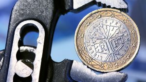 Krise in Frankreich: S&P senkt Einstufung: Frankreich drohen höhere Zinszahlungen