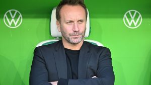 Wolfsburg in der Krise: Schindzielorz vermeidet Diskussion: "Kein Trainerthema"