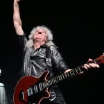 "We Will Rock You": Plötzlich steht der Gitarrist von Queen auf der Bühne