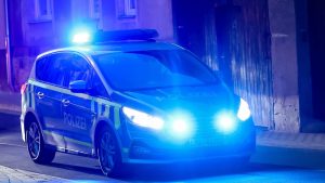 Kriminalität: Größerer Polizeieinsatz vor Club in Halle