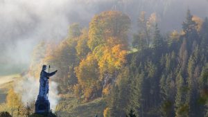 Vorhersage: Für Sonntagsausflügler wird's neblig - stürmisch am Feldberg