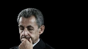 "Ist doch normal": Macron traf Ex-Präsident Sarkozy vor dessen Haft