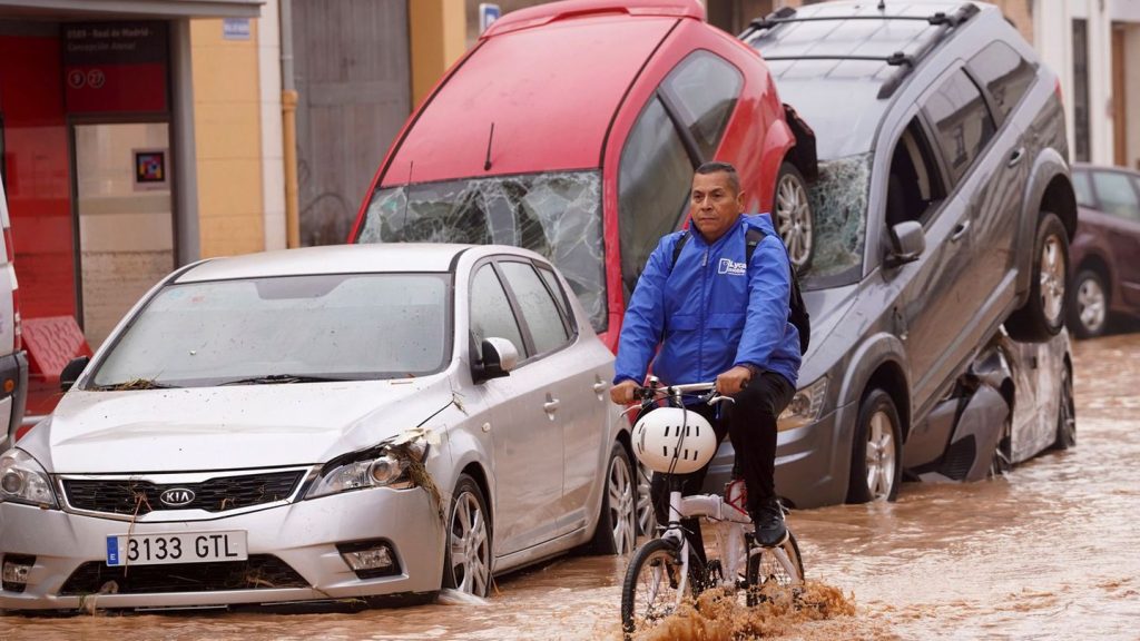 Katastrophe in Spanien: Valencia ein Jahr nach der Flut: Wiederaufbau und Wut