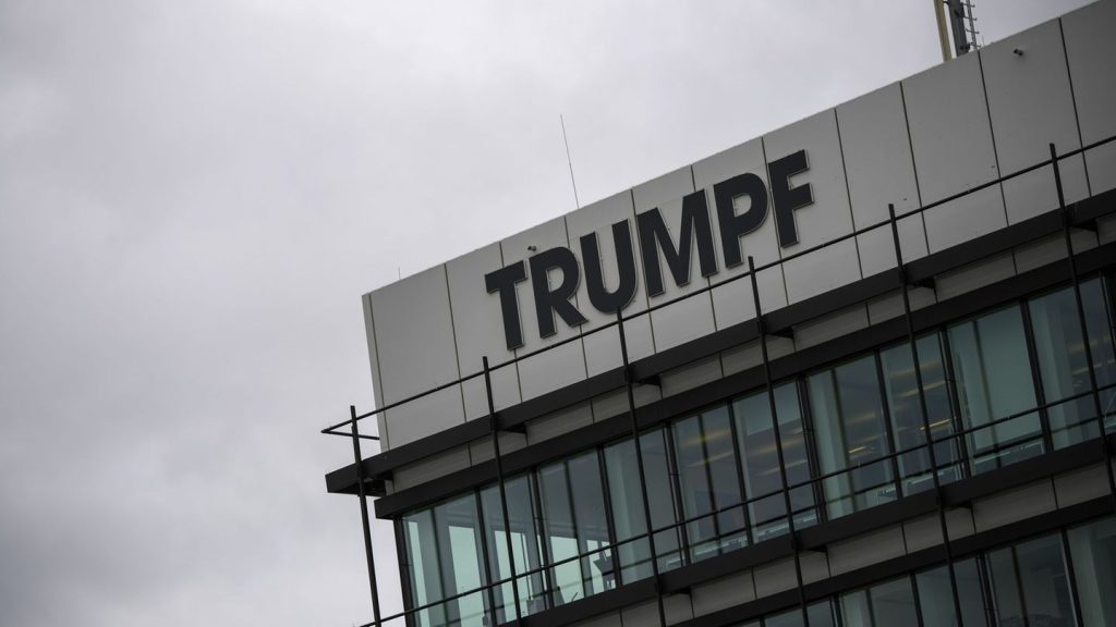 Industrie: Maschinenbauer Trumpf macht Millionenverlust