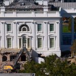 Trumps Bauprojekt: Ostflügel vom Weißen Haus für Trumps Ballsaal abgerissen
