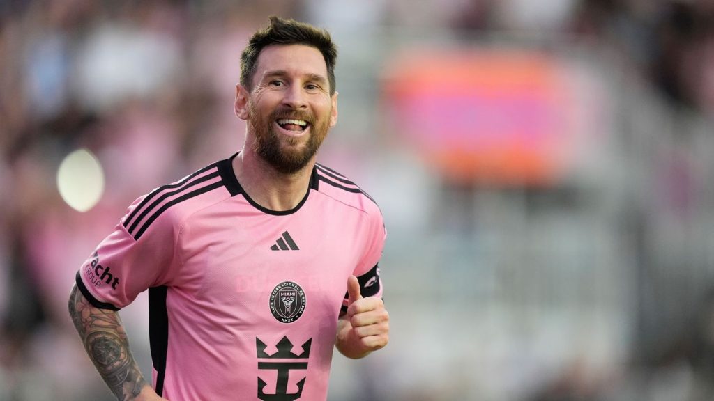 Lionel Messi: Neuer Vertrag in Miami - bis 2028: Messi-Zeichen auch für WM
